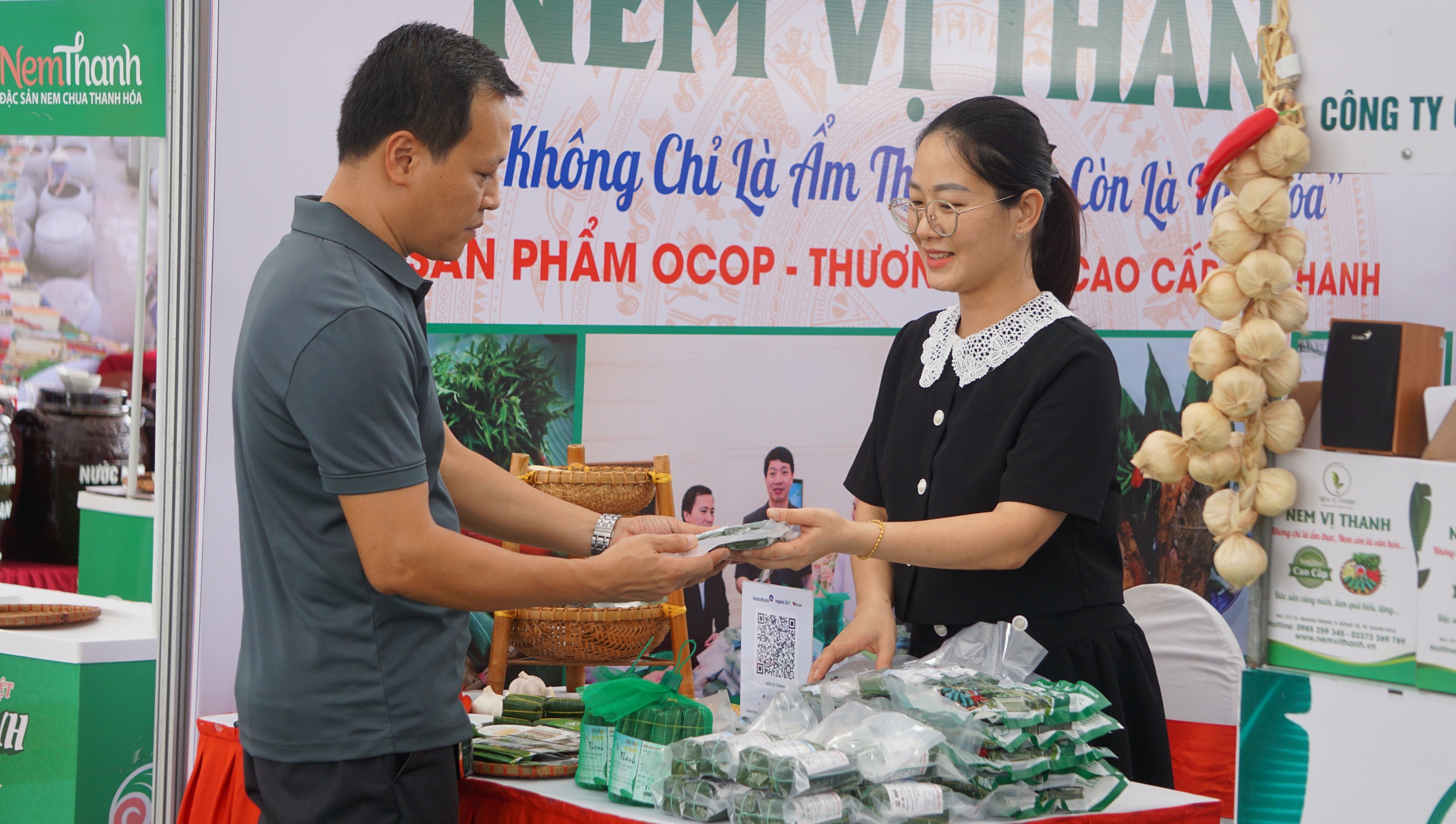 Tinh hoa ẩm thực nhiều tỉnh, thành hội tụ tại Sầm Sơn- Ảnh 4. Tinh hoa ẩm thực nhiều tỉnh, thành hội tụ tại Sầm Sơn- Ảnh 4.
