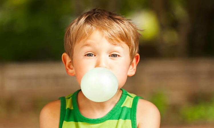Phần lớn thành phần của kẹo cao su không thể tiêu hóa. Ảnh: iStock