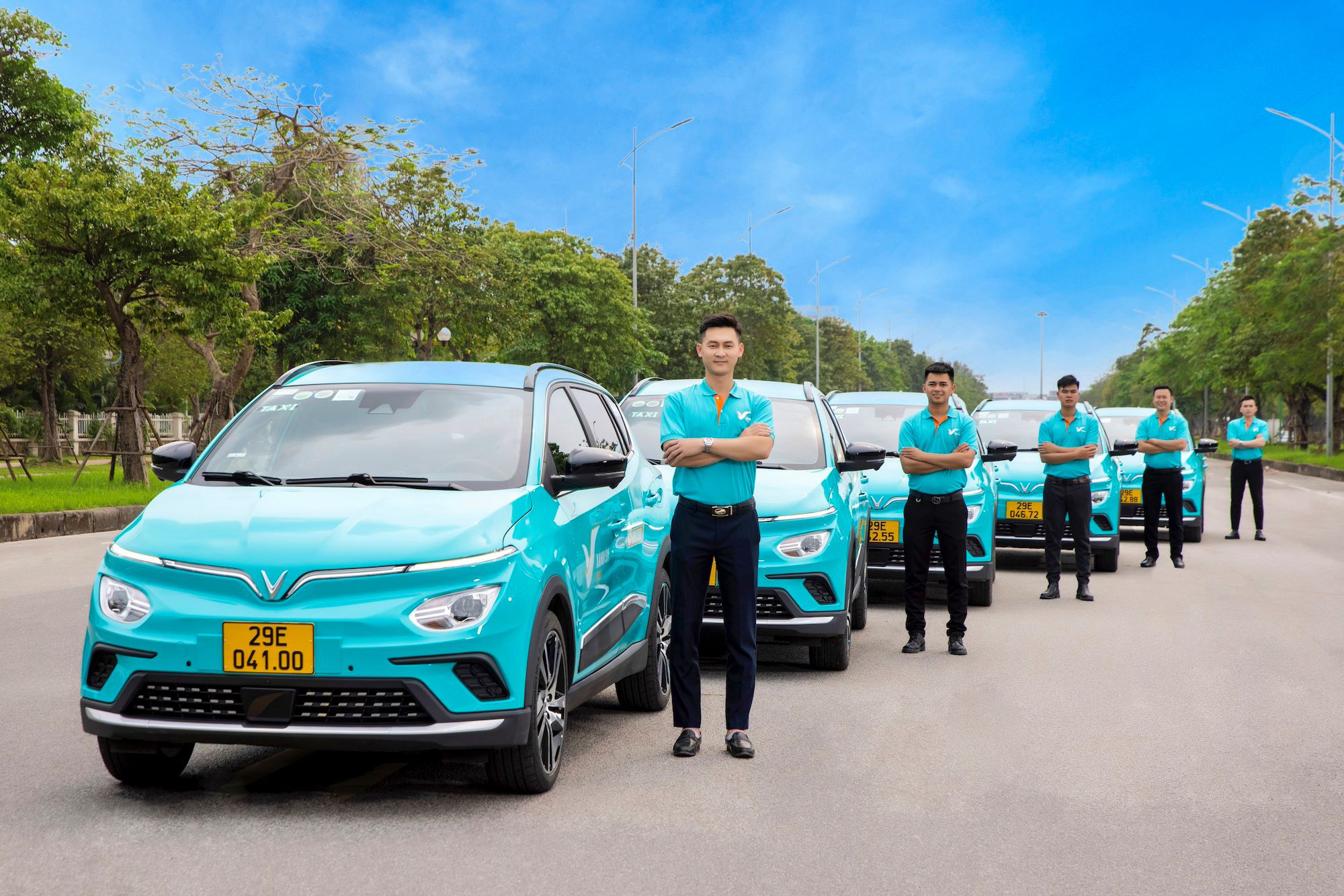 Xanh SM khởi động lấy ý kiến khách, ra cam kết dịch vụ 10 điều 'không'- Ảnh 1. Xanh SM khởi động chương trình 'Xanh lắng nghe bạn' - Ảnh: Xanh SM