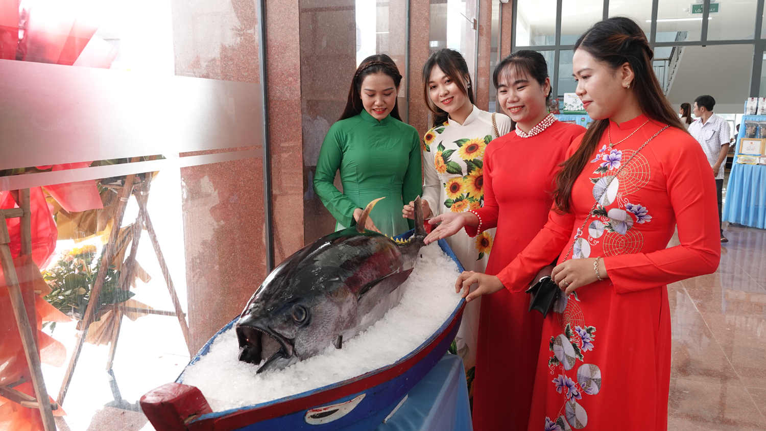 Nhiều đầu bếp nổi tiếng thế giới sẽ trổ tài chế biến cá ngừ đại dương ở Bình Định- Ảnh 1. Nhiều đầu bếp nổi tiếng thế giới sẽ trổ tài chế biến cá ngừ đại dương ở Bình Định- Ảnh 1.