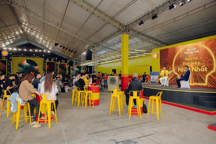 Shell nỗ lực đồng hành cùng cộng đồng thợ máy- Ảnh 3. Shell nỗ lực đồng hành cùng cộng đồng thợ máy- Ảnh 3.