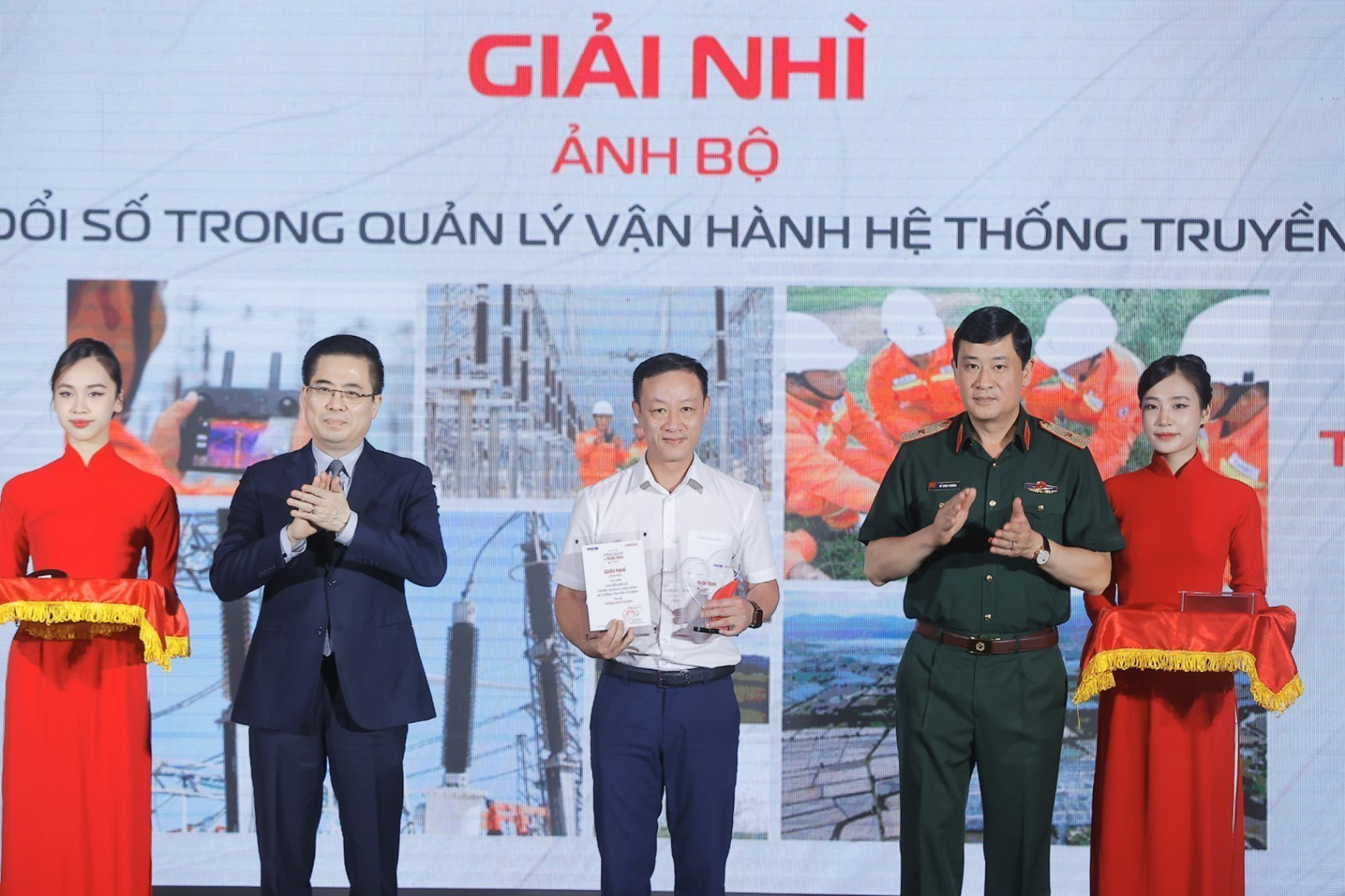 Lễ trao giải và trưng bày giải thưởng Lễ trao giải và trưng bày giải thưởng