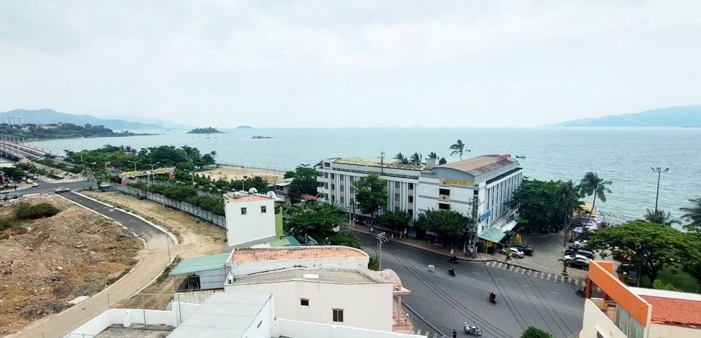 Bảo tàng A. Yersin mô phỏng kiến trúc lầu ông Tư bên biển Nha Trang- Ảnh 1. Nhà nghỉ dưỡng 378 của ngành công an hiện nay trên bãi biển Nha Trang sẽ là địa điểm xây dựng Bảo tàng A. Yersin - Ảnh: PHAN SÔNG NGÂN