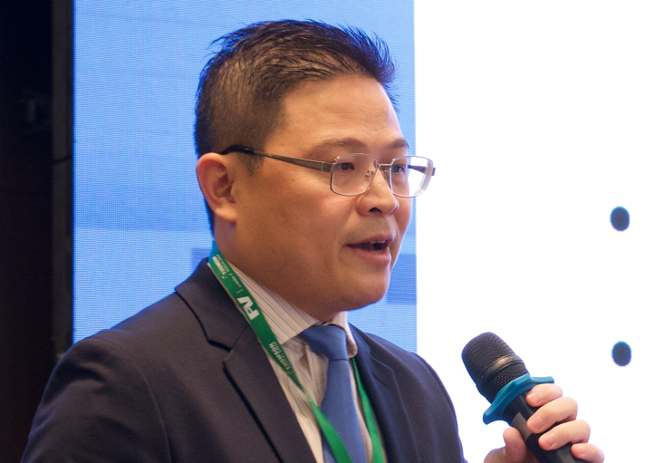 TS.BS Võ Công Minh chia sẻ tại hội thảo. Ảnh: Mỹ Linh