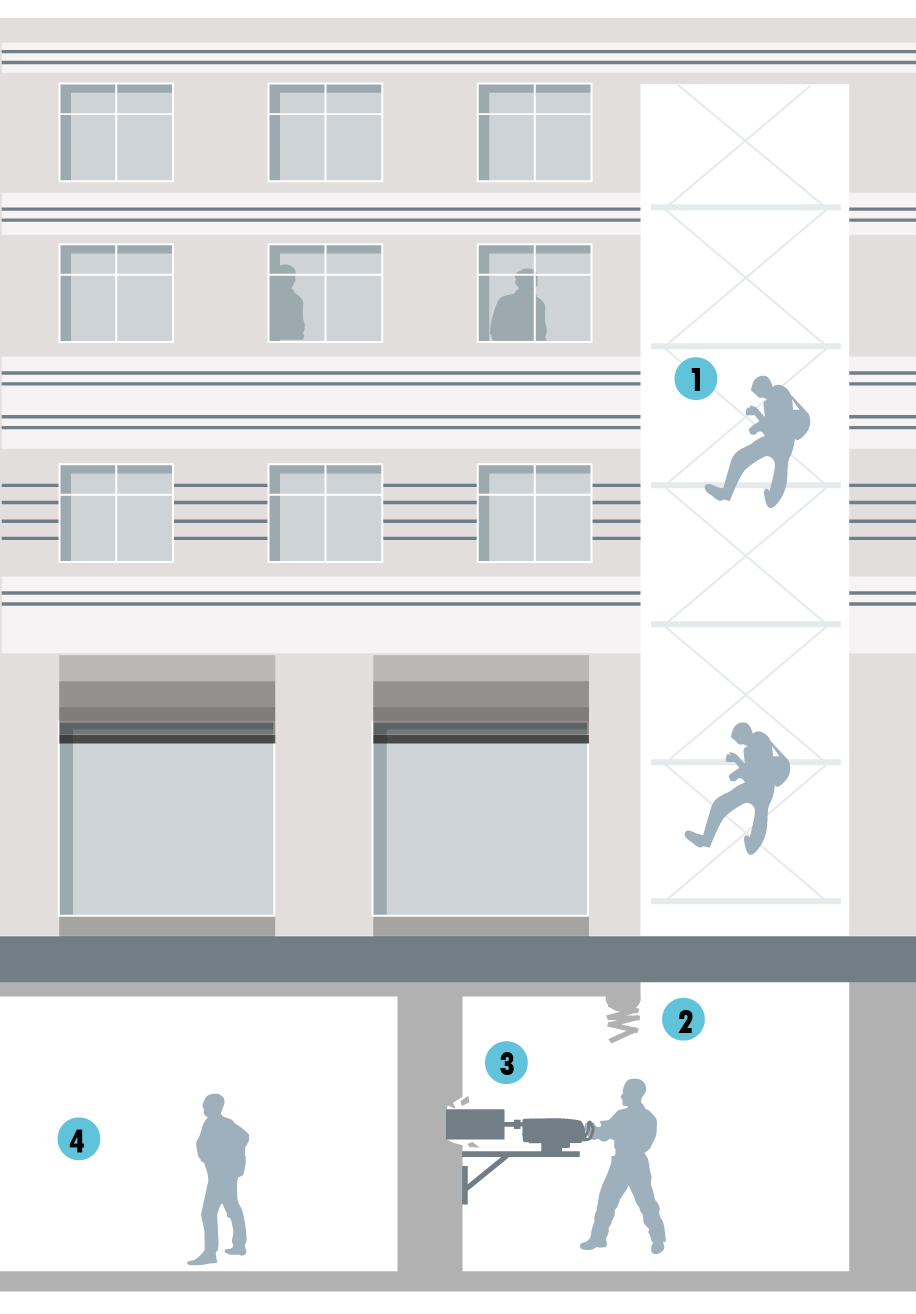 Bốn bước nhóm trộm đột kích kho chứa két tại Hatton Garden: Làm kẹt thang máy ở tầng 2 để leo xuống trục thang máy xuống hầm; mở cửa sắt dẫn đến kho chứa két; khoan xuyên 50 cm tường bê tông; phá tủ kim loại chắn lỗ để vào kho. Ảnh: The Guardian