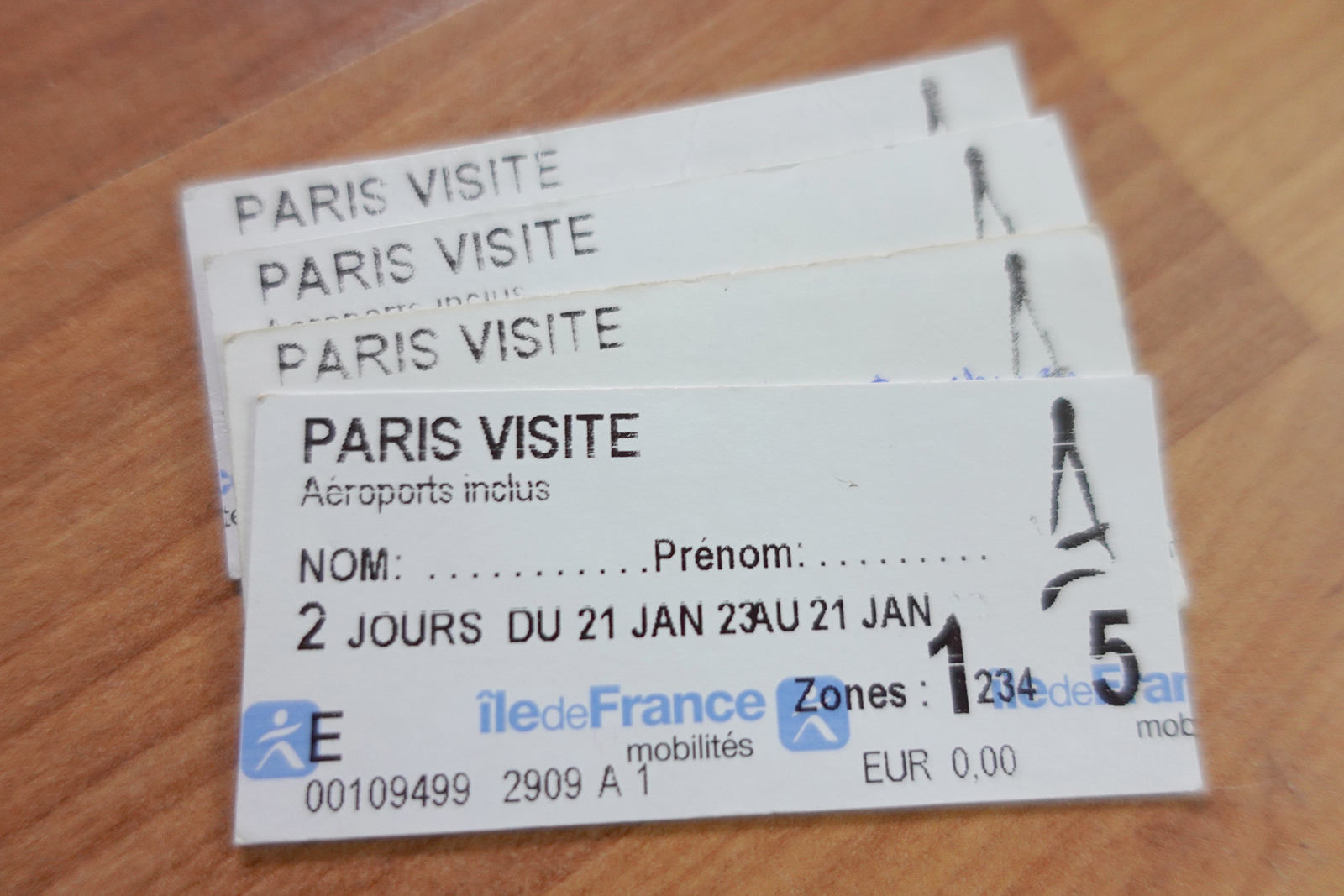 Paris Visite Travel Pass giúp giảm chi phí đi lại. Ảnh: Trịnh Hằng