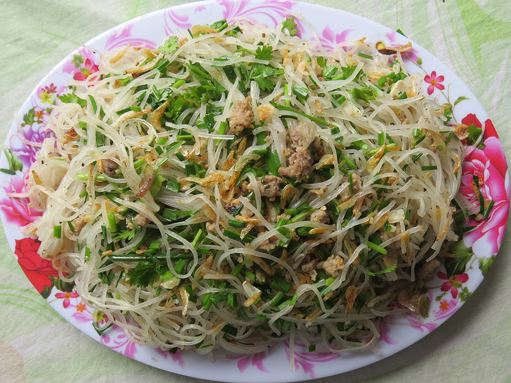 Hương vị quê hương: Gỏi bún Quảng Ngãi- Ảnh 1. Hương vị quê hương: Gỏi bún Quảng Ngãi- Ảnh 1.