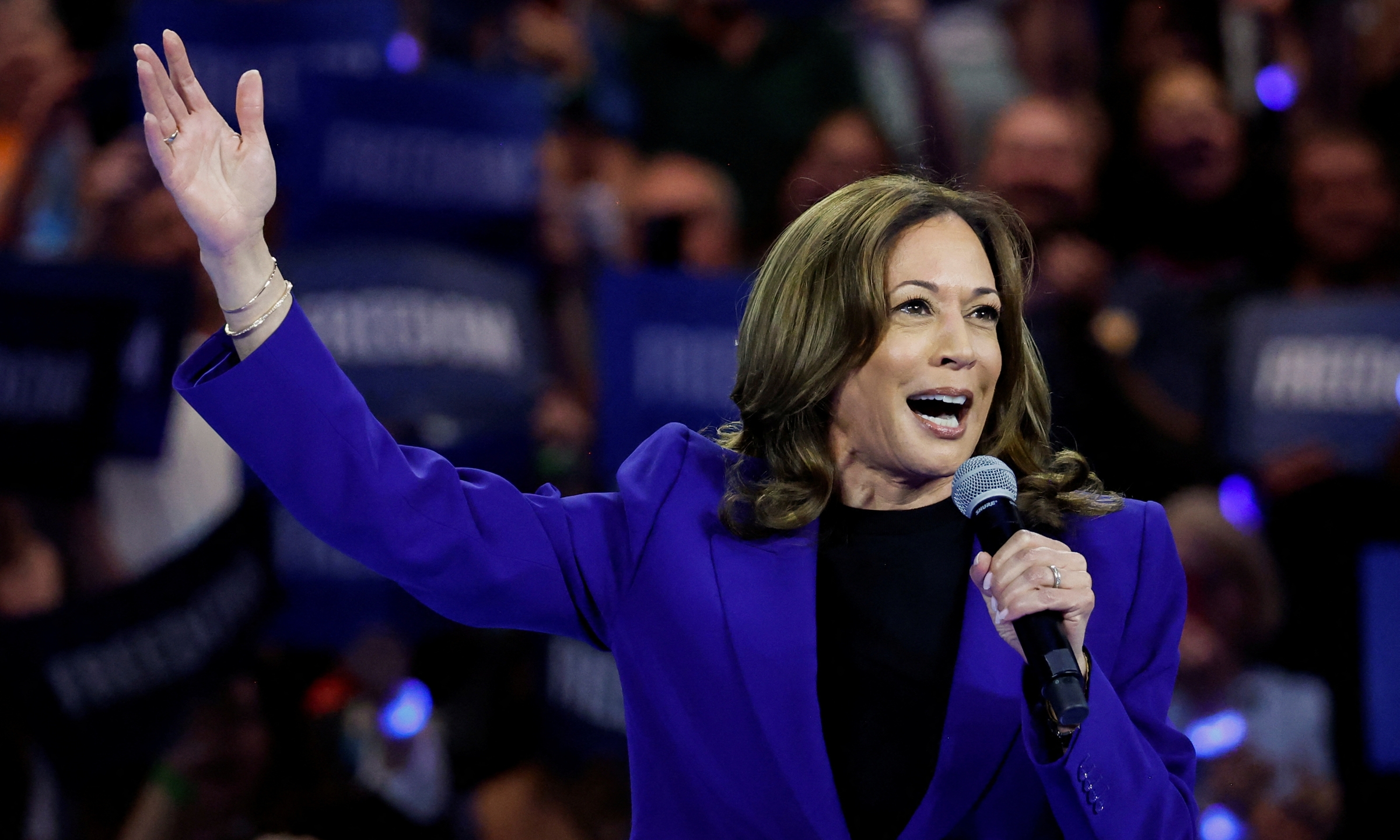 Phó tổng thống Mỹ Kamala Harris tại Milwaukee, Wisconsin, ngày 20/8. Ảnh: Reuters