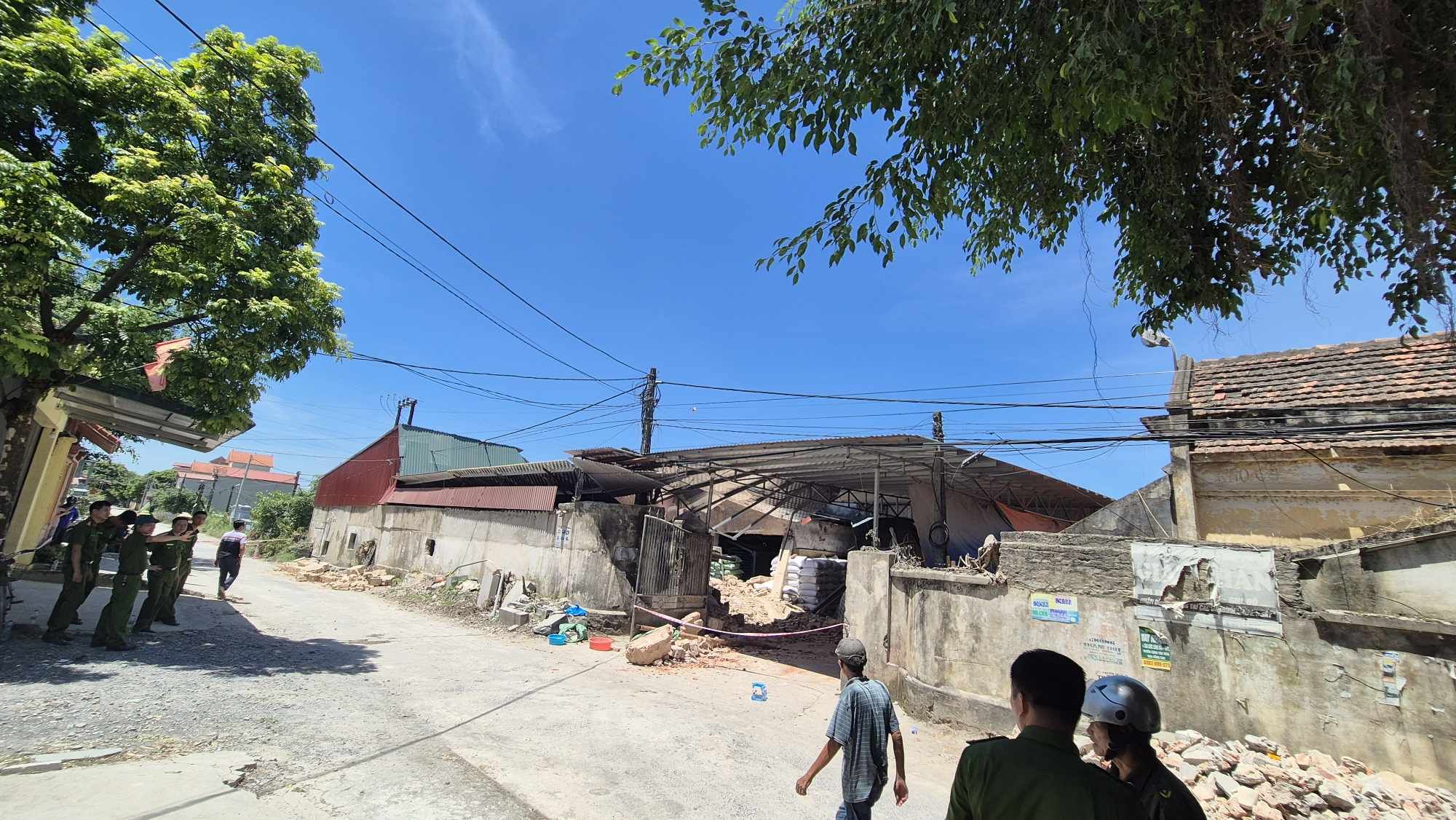 Ngôi nhà kho bị sập ở xã Ninh Vân, huyện Hoa Lư, tỉnh Ninh Bình. Ảnh: Lê Hoàng