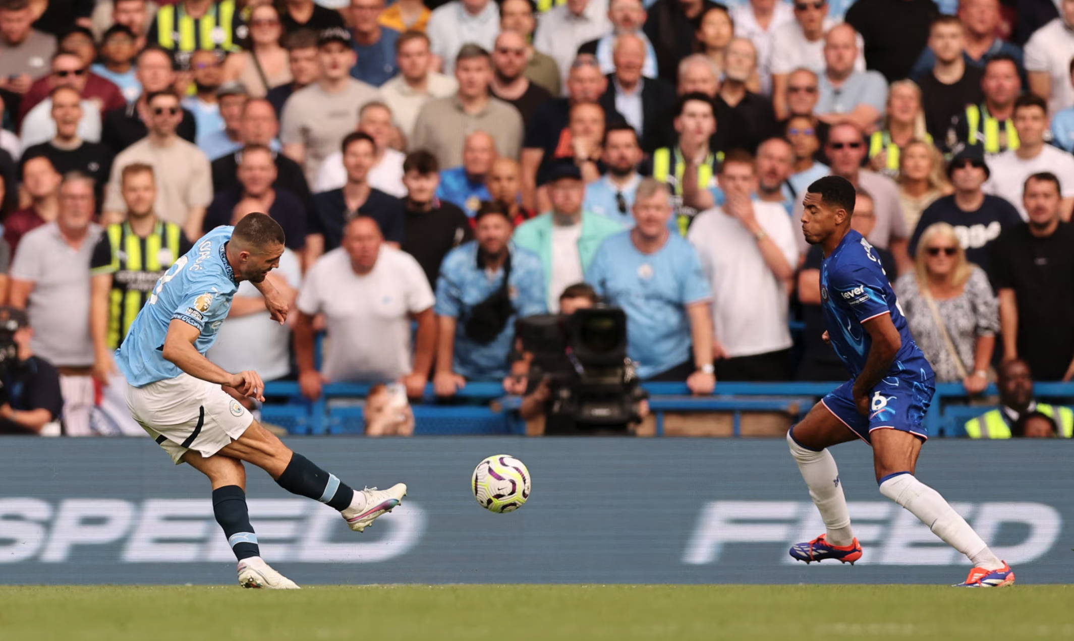 Mateo Kovacic ghi bàn nhân đôi cách biệt cho Man City. Ảnh: Reuters