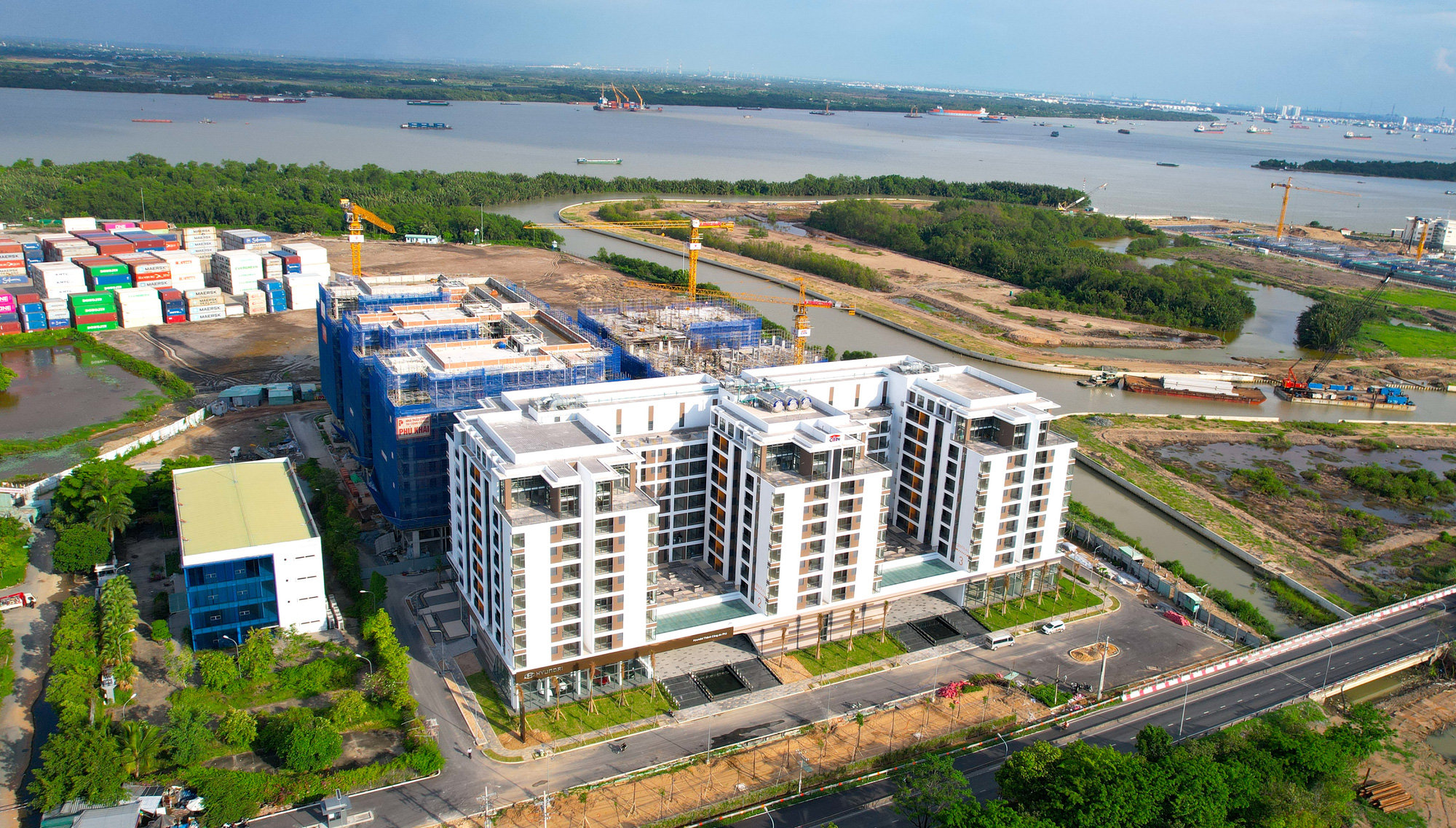 Cả nước đã khởi công 112.000 căn nhà ở xã hội - Ảnh 1.