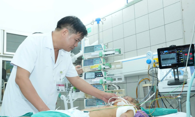 Sức khỏe hai trẻ bị lũ quét ở Làng Nủ đã có cải thiện - Ảnh 1. Sức khỏe 2 trẻ bị lũ quét ở Làng Nủ đã có cải thiện - Ảnh 1.