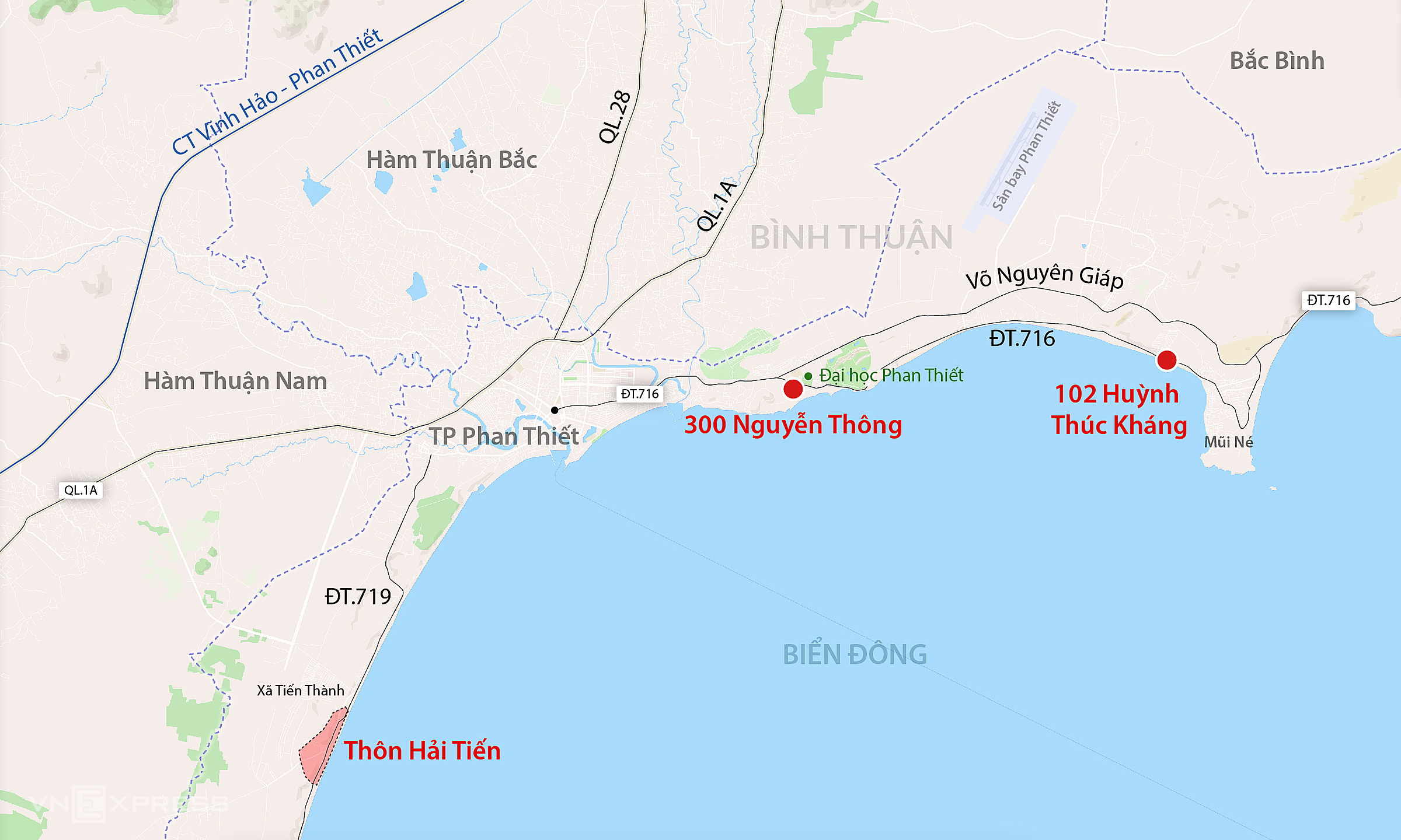 Ba khu vực thường xuyên lũ cát trên tuyến đường dọc biển. Ảnh: Đăng Hiếu