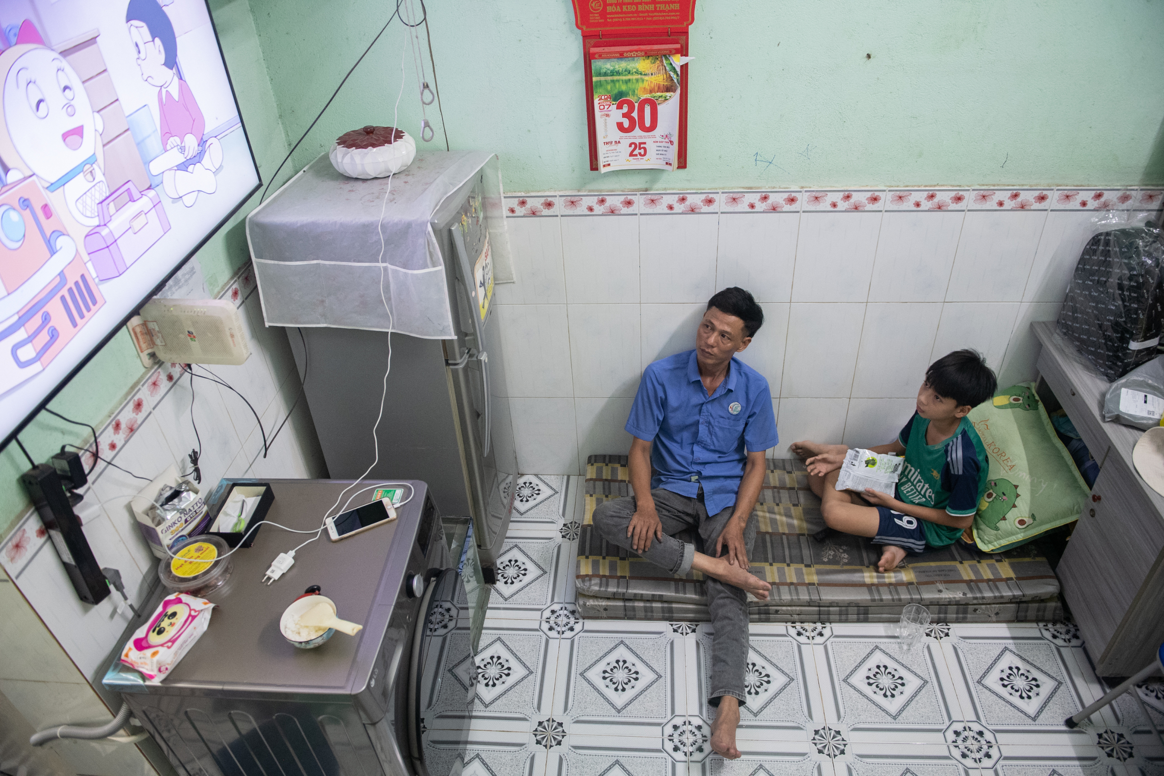 Công nhân ở trọ gần Công ty Pouyuen, quận Bình Tân, tháng 1/2024. Ảnh: Thanh Tùng