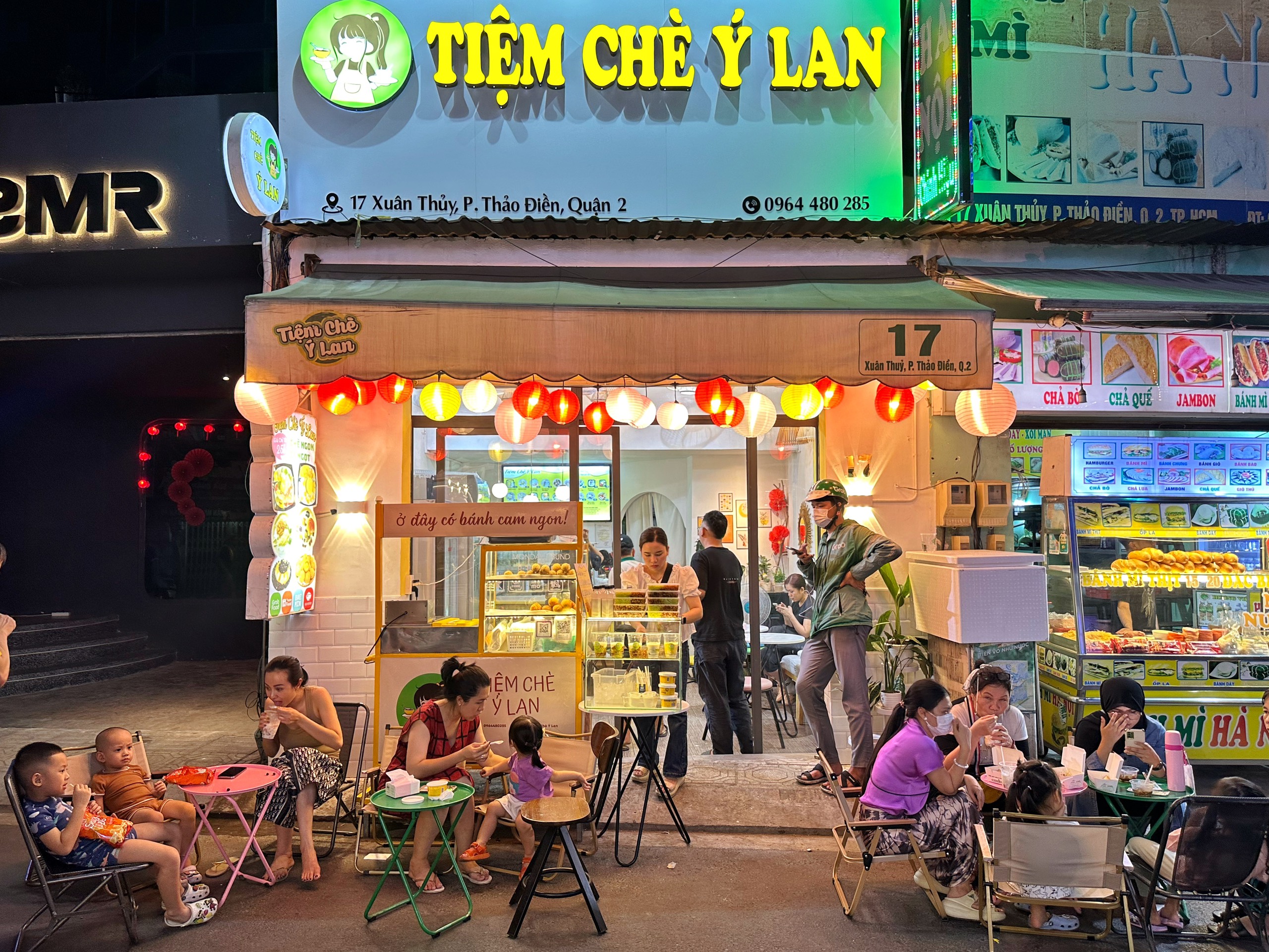 Phố đêm Thảo Điền 'mới toanh' vừa khai trương: Các món ăn có gì hấp dẫn?- Ảnh 6. Phố đêm Thảo Điền 'mới toanh' vừa khai trương: Các món ăn có gì hấp dẫn?- Ảnh 6.