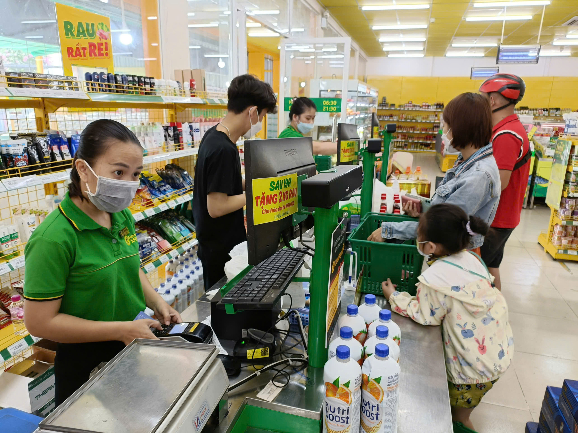 Thế Giới Di Động đóng 70 cửa hàng trong 1 tháng, cửa hàng thuốc An Khang chiếm đa số - Ảnh 1. Thế Giới Di Động đóng 70 cửa hàng trong 1 tháng, cửa hàng thuốc An Khang chiếm đa số - Ảnh 1.