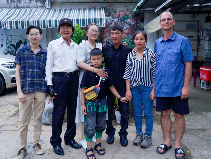 Như chưa hề có cuộc chia ly: Chế tìm em đến hết cuộc đời rồi, An ơi! - Ảnh 5. Như chưa hề có cuộc chia ly: Chế tìm em đến hết cuộc đời rồi, An ơi! - Ảnh 5.