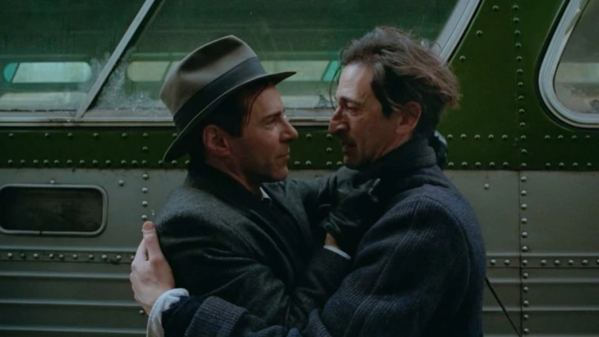 Diễn viên Adrien Brody (phải), nổi tiếng với phim The Pianist, trong tác phẩm The Brutalist. Ảnh: Andrew Lauren Productions