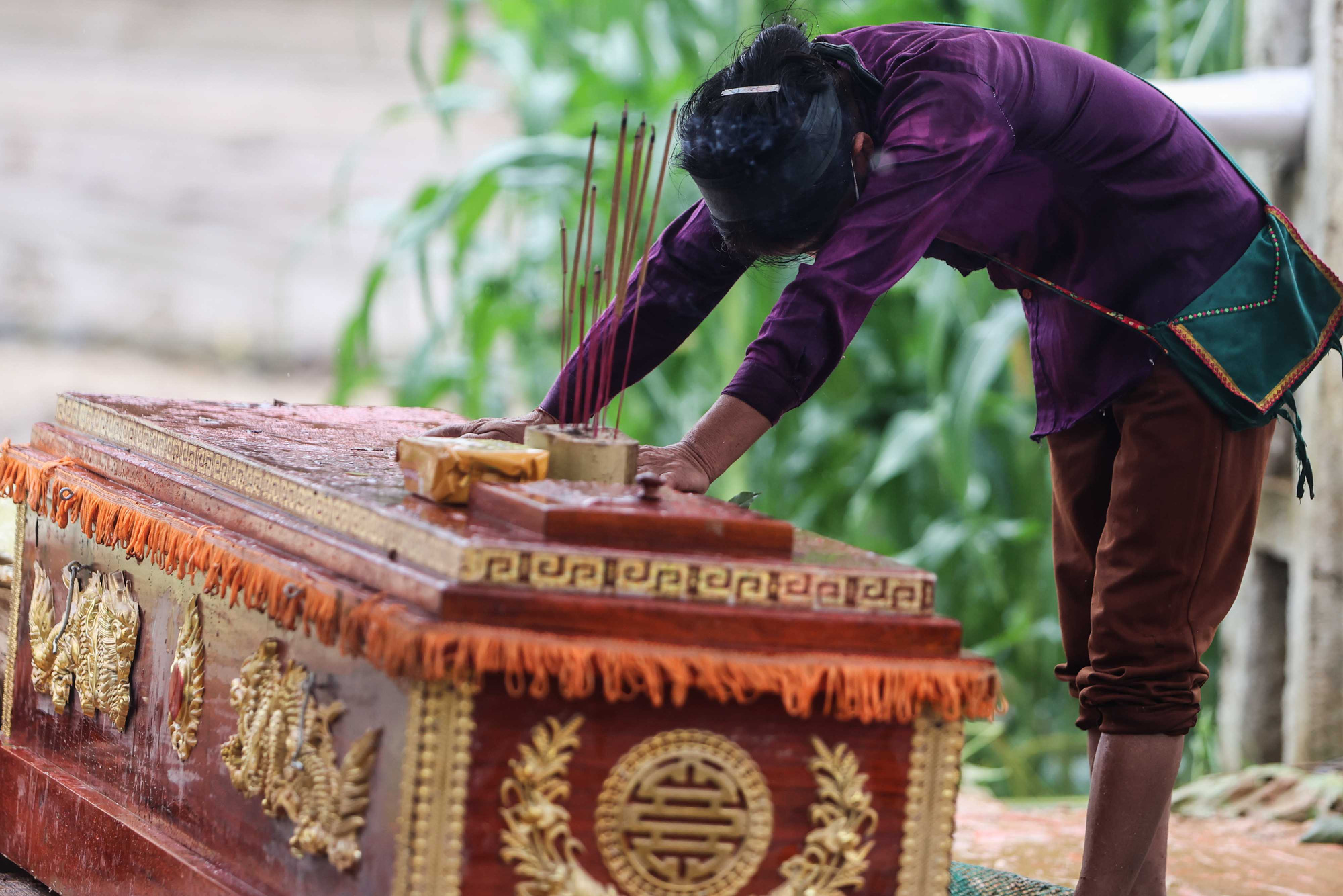 Làng Nủ trong ngày đại tang - Ảnh 7.