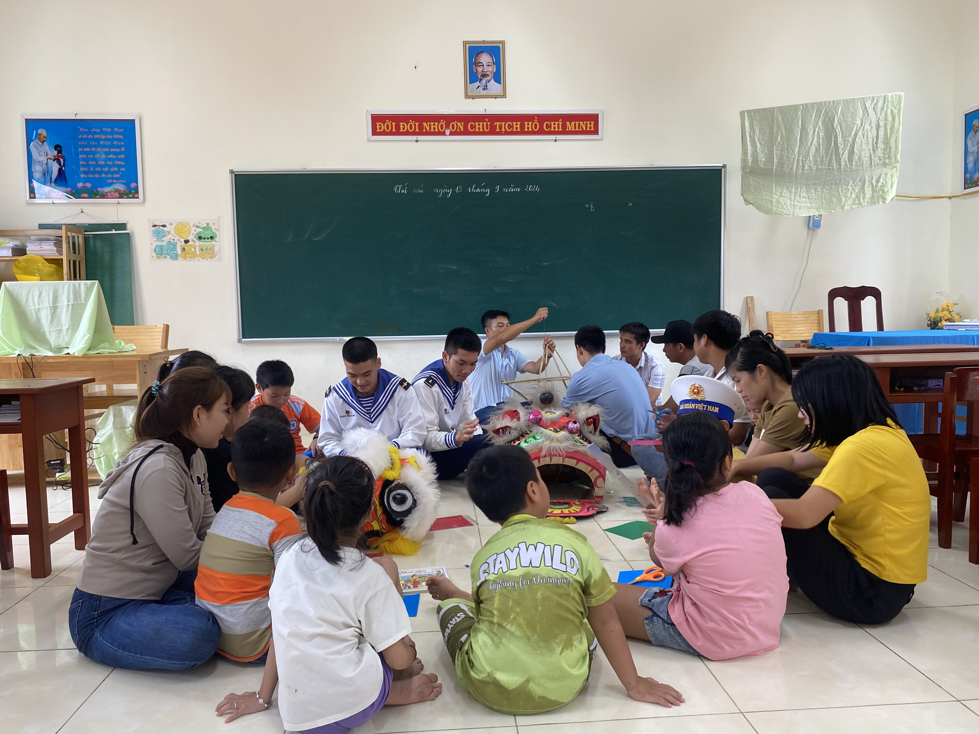 Đón Tết Trung thu ở Trường Sa - Ảnh 2. Đón Tết Trung thu ở Trường Sa - Ảnh 2.