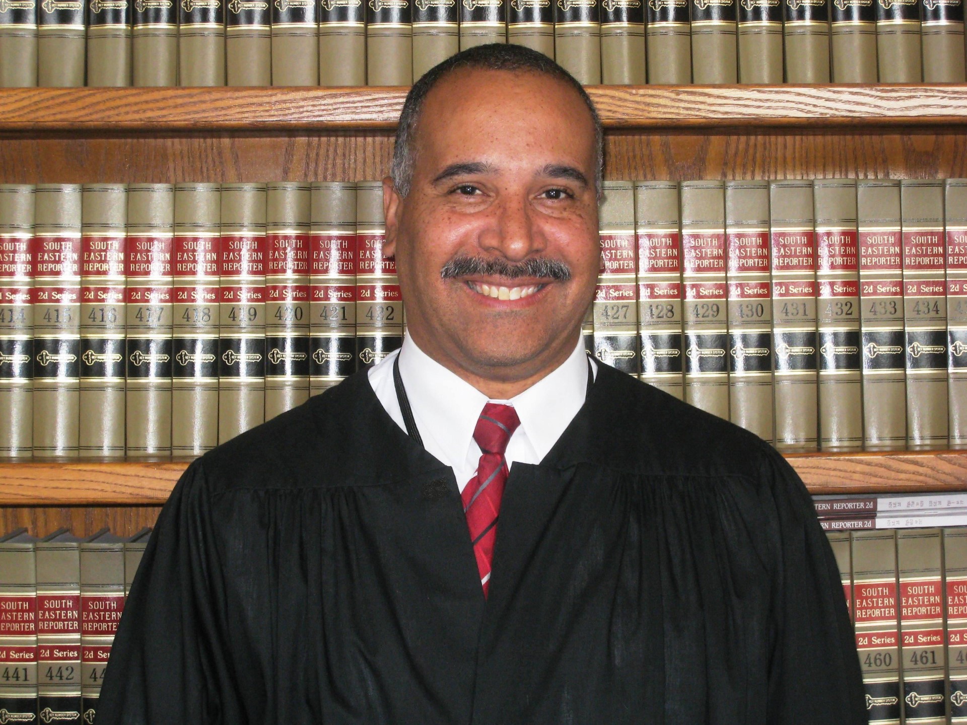 hẩm phán Tòa án cấp cao Gary N. Wilcox. Ảnh: Administrative Office of the Courts