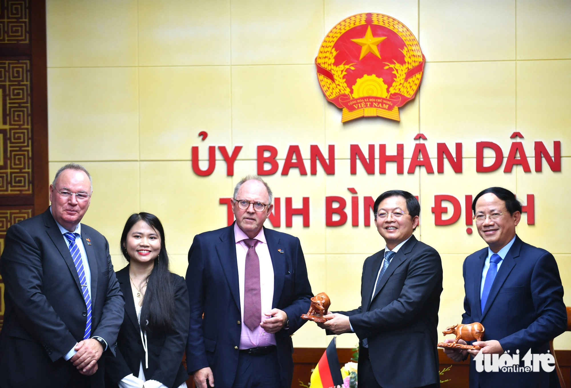 Bình Định và tập đoàn Đức thúc đẩy dự án điện gió ngoài khơi 4,6 tỉ USD - Ảnh 1. Bình Định và tập đoàn Đức thúc đẩy dự án điện gió ngoài khơi 4,6 tỉ USD - Ảnh 1.