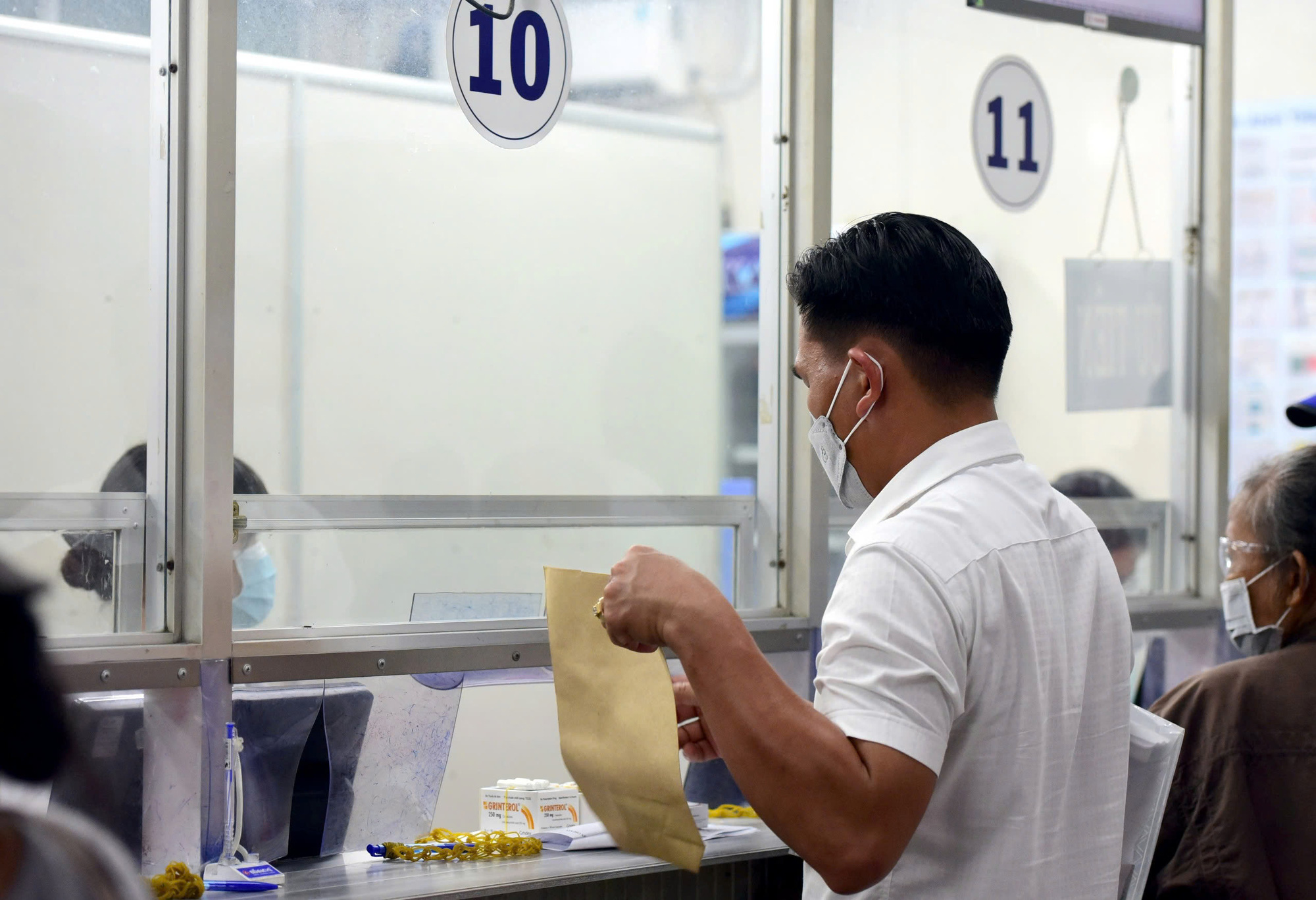 Giá thuốc mỗi nơi một kiểu, quản sao? - Ảnh 1. Giá thuốc mỗi nơi một kiểu, quản sao? - Ảnh 1.