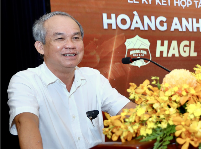 Ông Đoàn Nguyên Đức chia sẻ tại buổi ký kết hợp tác sáng 2/11. Ảnh: Hoàng Anh Gia Lai