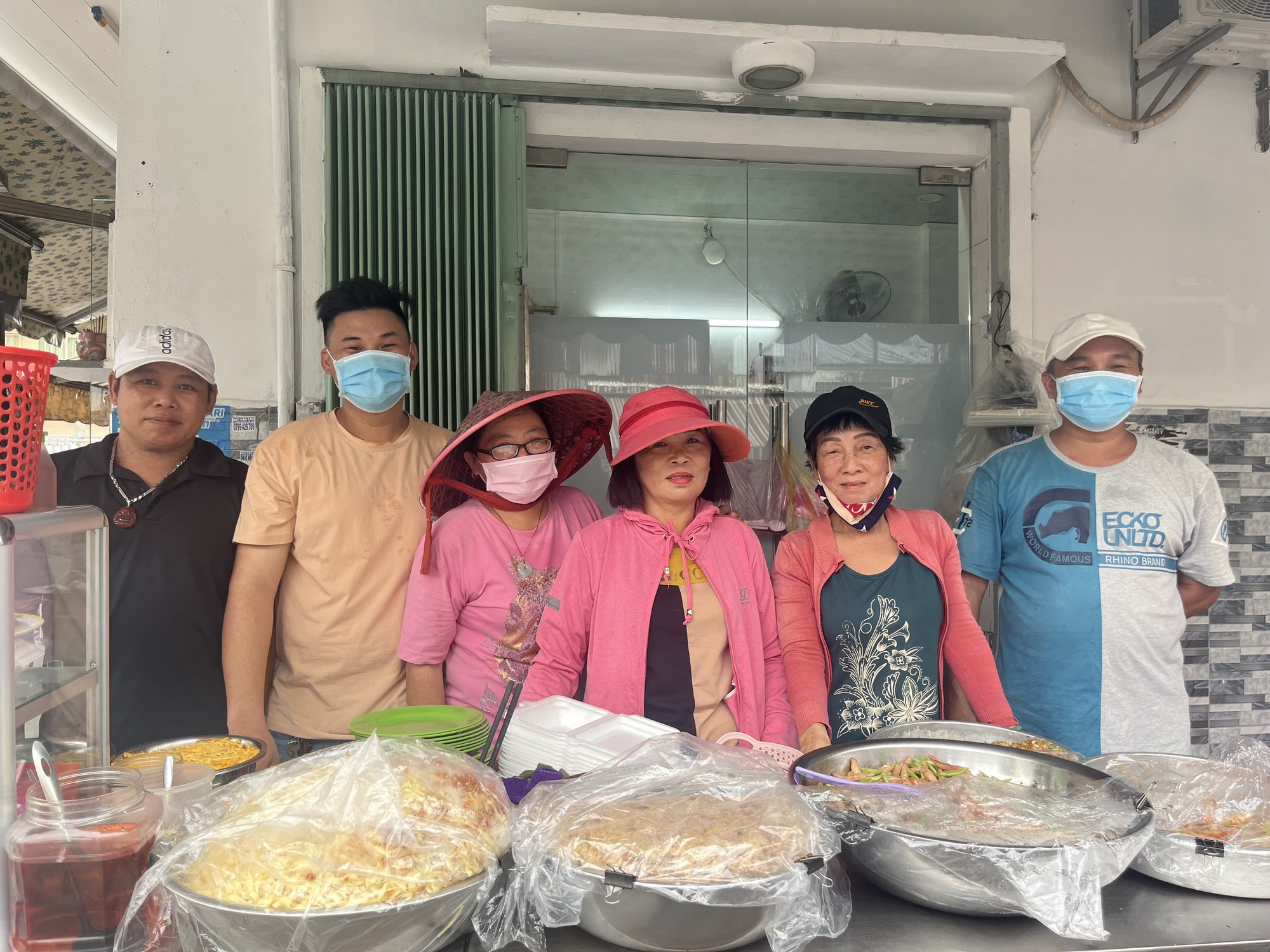 Quán người Hoa không biển hiệu của 6 chị em: 12 món với công thức riêng - Ảnh 2. Quán người Hoa không biển hiệu của 6 chị em: 12 món với công thức riêng - Ảnh 2.