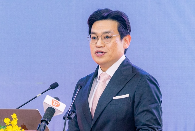Ông Andy Khoo, Tổng giám đốc Tập đoàn Terne Holdings chia sẻ tại hội thảo ngày 16/1. Ảnh: BTC