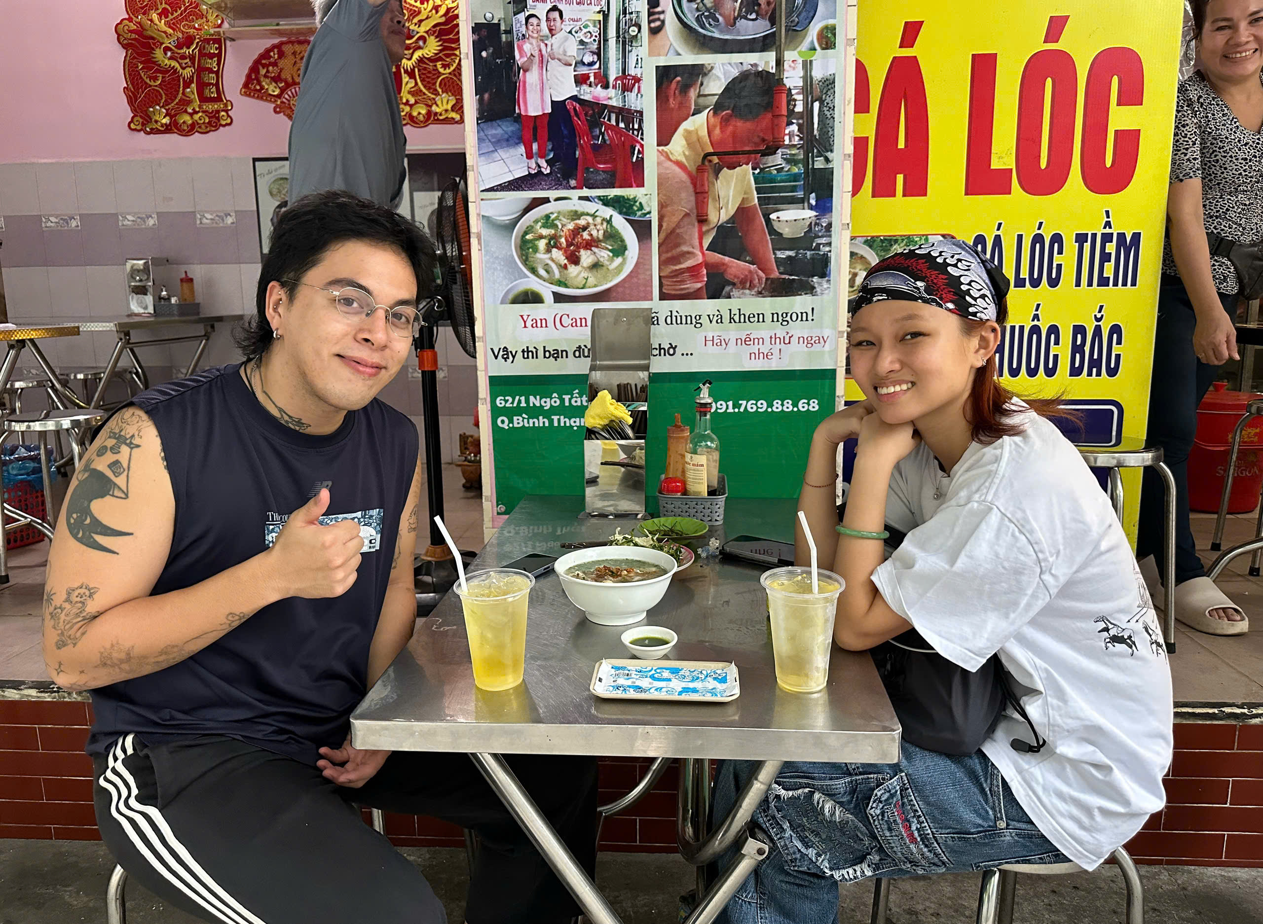'Nữ hoàng cá lóc' ở TP.HCM cùng bí mật về lần vua bếp Yan Can Cook ghé ăn- Ảnh 10. 'Nữ hoàng cá lóc' ở TP.HCM cùng bí mật về lần vua bếp Yan Can Cook ghé ăn- Ảnh 10.