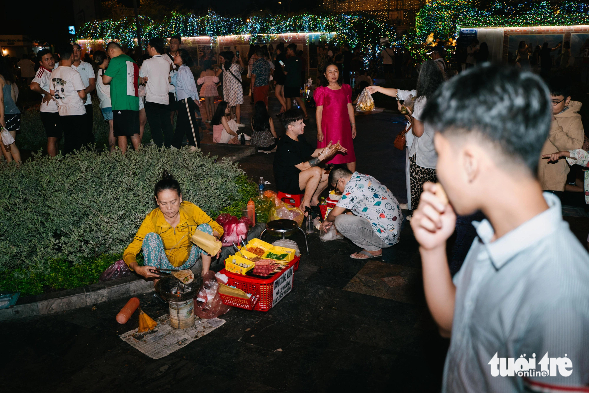 Giới trẻ đi cà phê bệt tới sáng. Niềm vui đơn giản, nỗi lo phức tạp - Ảnh 10. Cà phê bệt tới sáng: Làm sao để biến nó thành 'điểm hẹn an toàn'? - Ảnh 10.