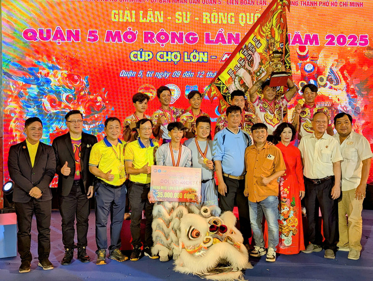 Chuyện của Đoàn lân sư rồng Miếu Bảy Bà - Ảnh 4. Chuyện của Đoàn lân sư rồng Miếu Bảy Bà - Ảnh 4.