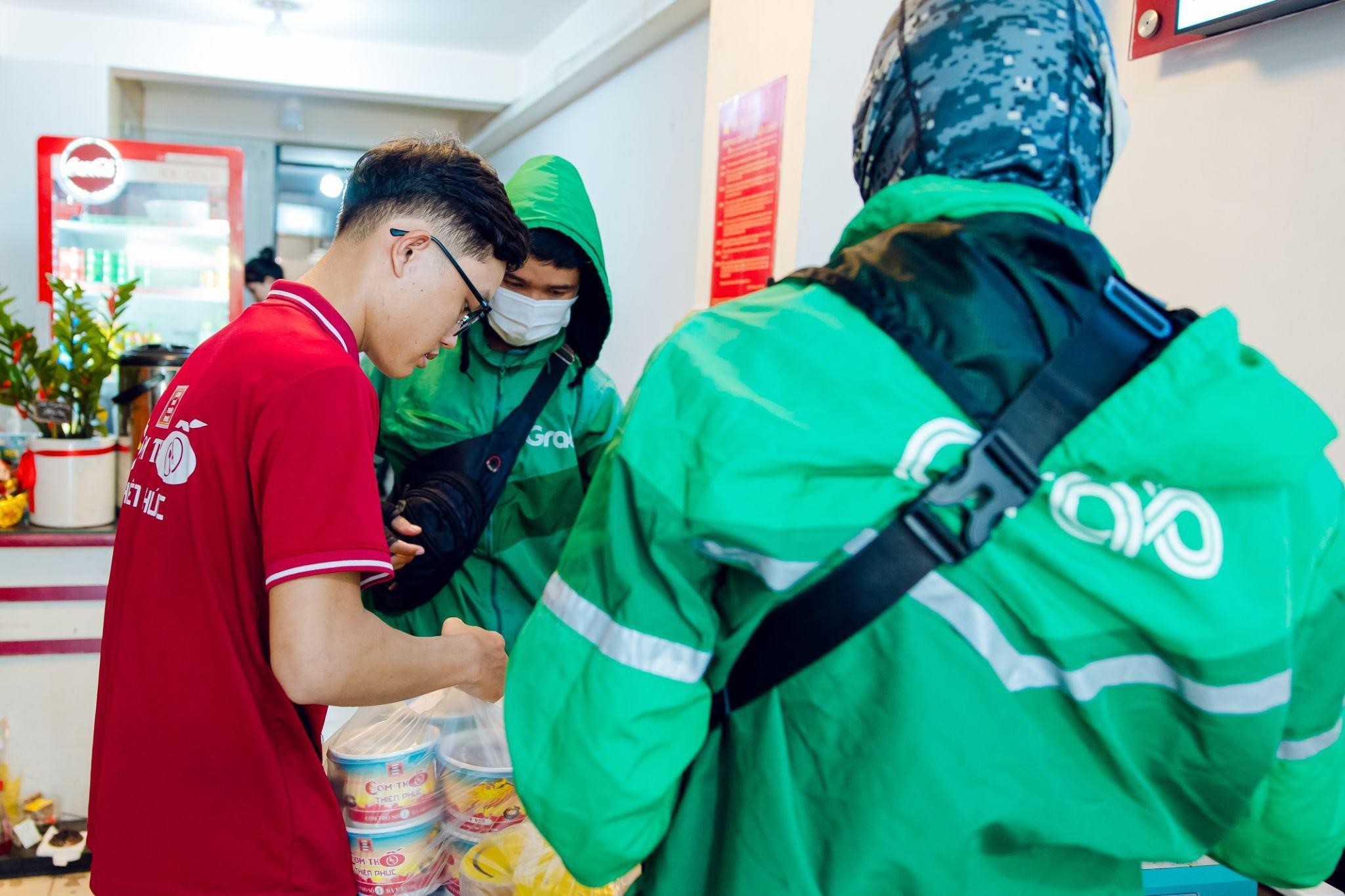 Cơm thố 12 vị nổi tiếng Đà Nẵng - bí quyết mở 4 cửa hàng trong năm- Ảnh 1. Cơm thố 12 vị nổi tiếng Đà Nẵng - bí quyết mở 4 cửa hàng trong năm- Ảnh 1.