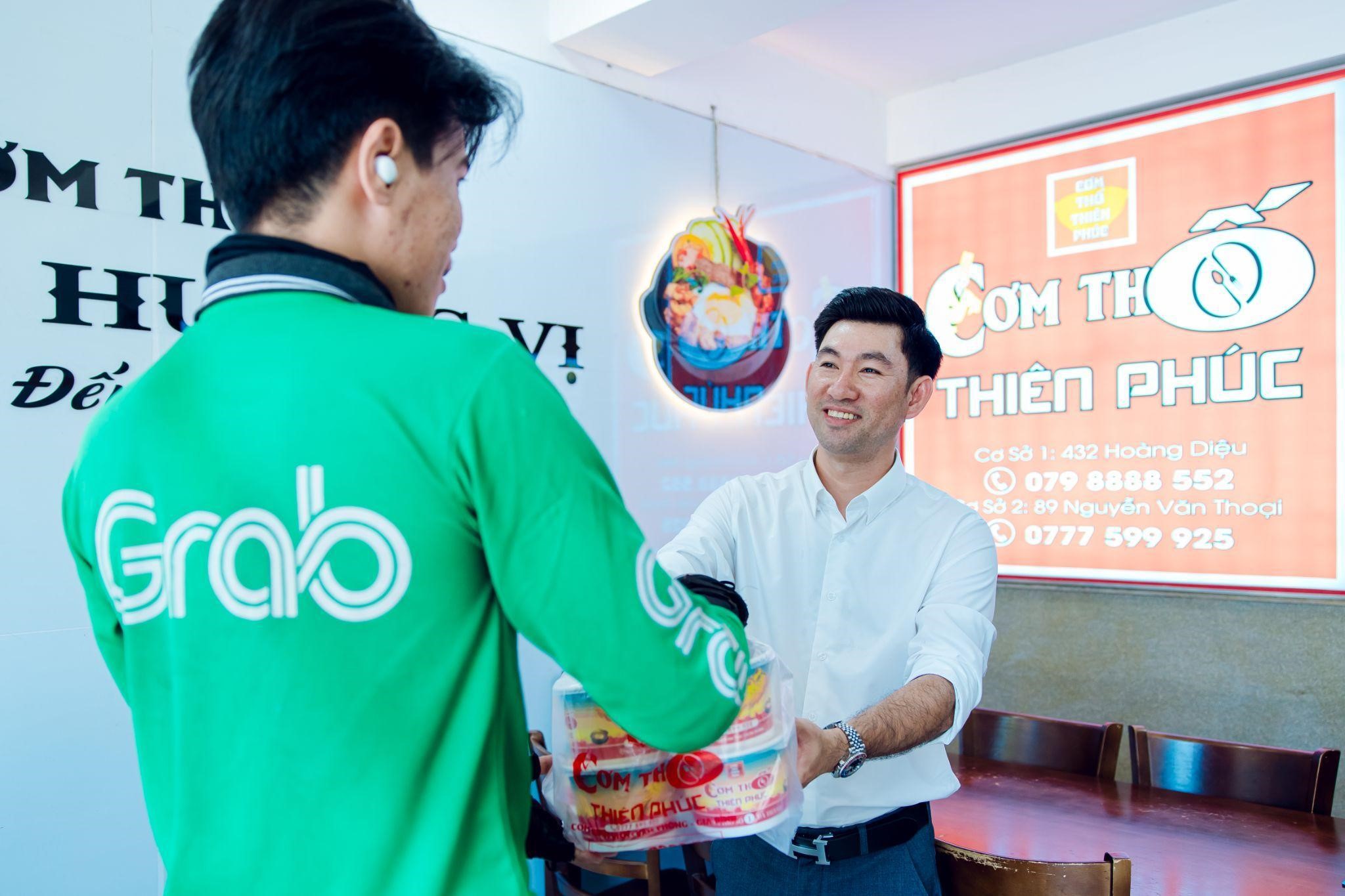 Cơm thố 12 vị nổi tiếng Đà Nẵng - bí quyết mở 4 cửa hàng trong năm- Ảnh 3. Cơm thố 12 vị nổi tiếng Đà Nẵng - bí quyết mở 4 cửa hàng trong năm- Ảnh 3.