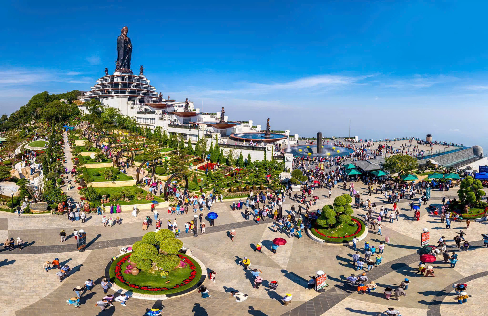 Cáp treo Tây Ninh, lữ hành Vietravel, công viên Đầm Sen kinh doanh ra sao năm qua? - Ảnh 1.