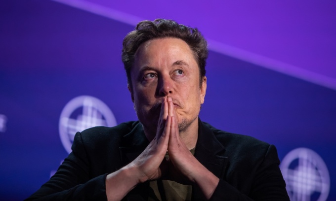 Tỷ phú Mỹ Elon Musk tại Beverly Hills, California, ngày 6/5. Ảnh: AFP