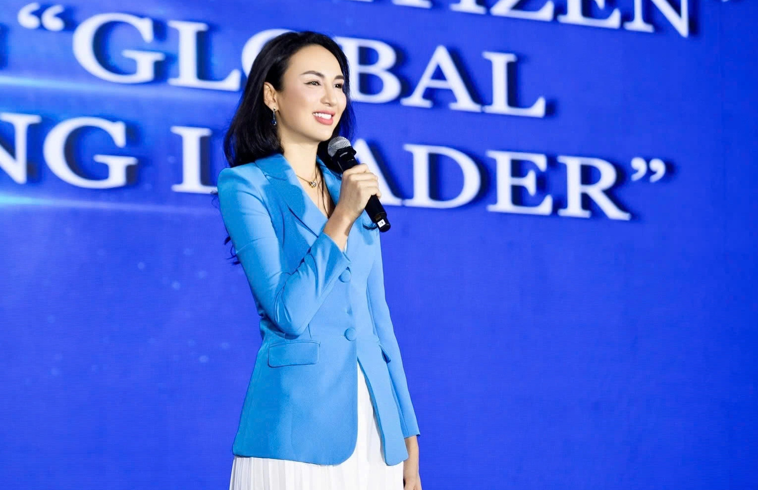 Ngày hội công dân toàn cầu: Xây dựng thương hiệu lãnh đạo trẻ - Ảnh 3. Ngày hội công dân toàn cầu: Xây dựng thương hiệu lãnh đạo trẻ - Ảnh 2.
