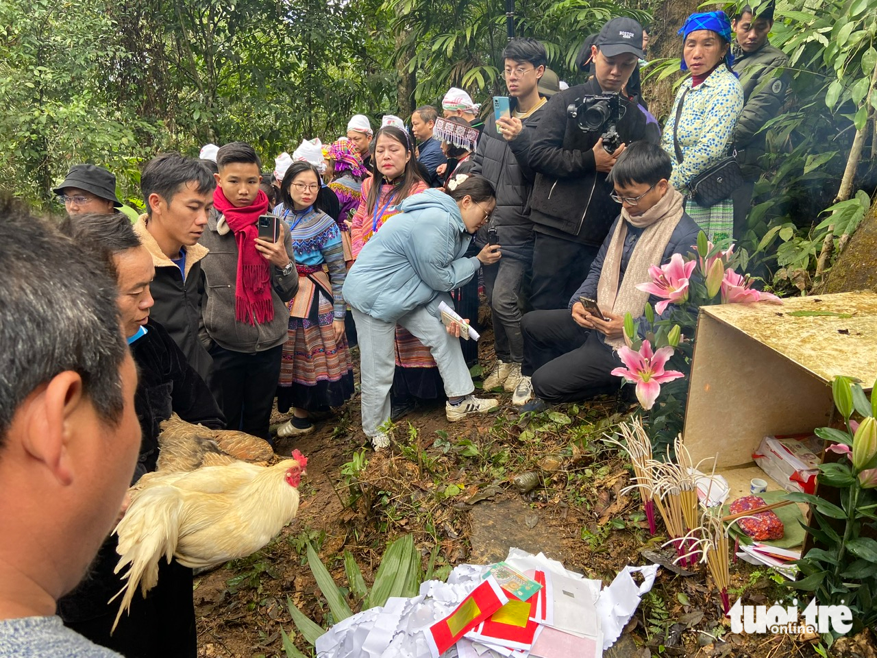 Độc đáo lễ hội cúng rừng giữa rừng với lời thề bảo vệ rừng - Ảnh 4. Độc đáo lễ hội cúng rừng người Mông xã Nà Hẩu với lời thề bảo vệ rừng - Ảnh 4.