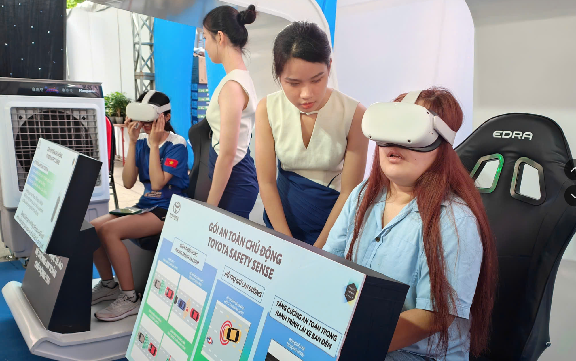 TP.HCM dẫn đầu cả nước về phát triển hạ tầng số - Ảnh 1. TP.HCM dẫn đầu cả nước về phát triển hạ tầng số - Ảnh 1.