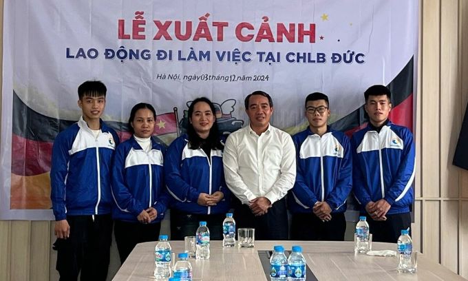 Ông Nguyễn Thế Đại trong cuộc gặp mặt lao động đi làm việc tại Đức hồi cuối năm ngoái. Ảnh: An Phương