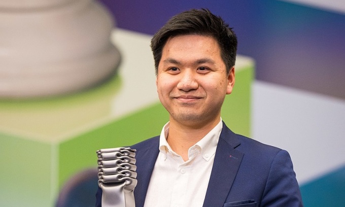 Nguyễn Thái Đại Văn với chức vô địch Tata Steel Chalengers tại Hà Lan ngày 2/2/2025. Ảnh: Chess