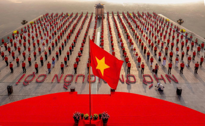 Lễ thượng cờ trên núi Bà Đen, Tây Ninh. Ảnh: Sun Group