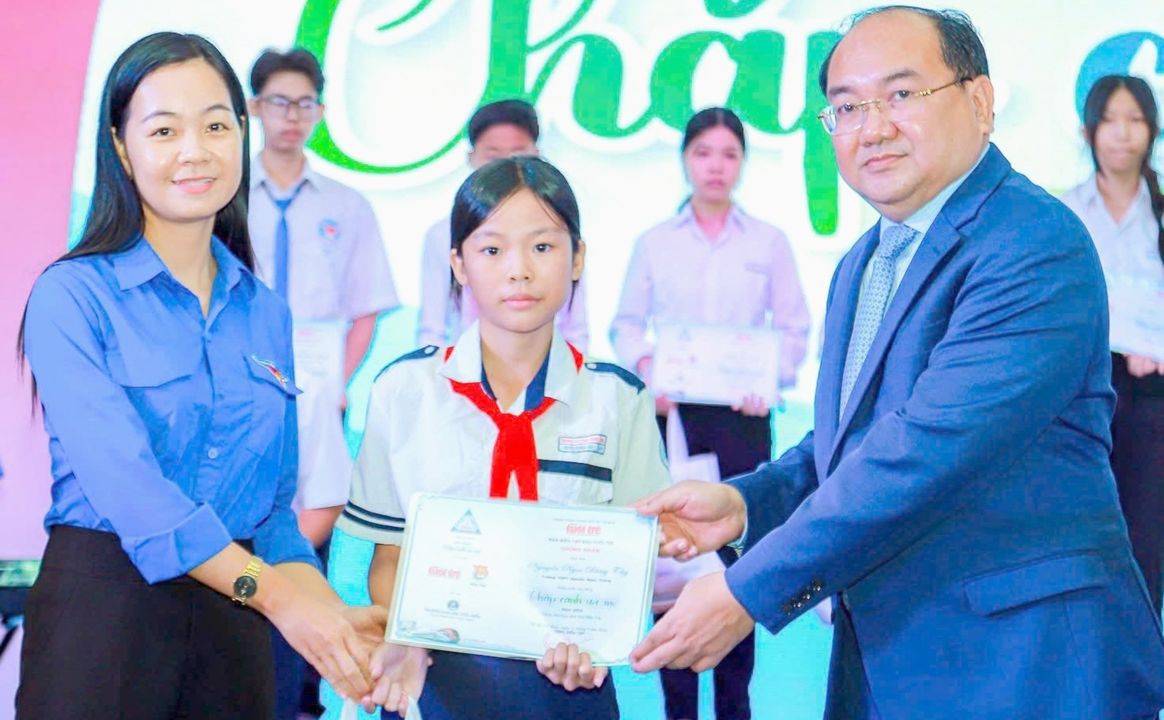 Gieo mầm hy vọng, chắp cánh ước mơ - Ảnh 1. Chắp cánh ước mơ - Ảnh 1.