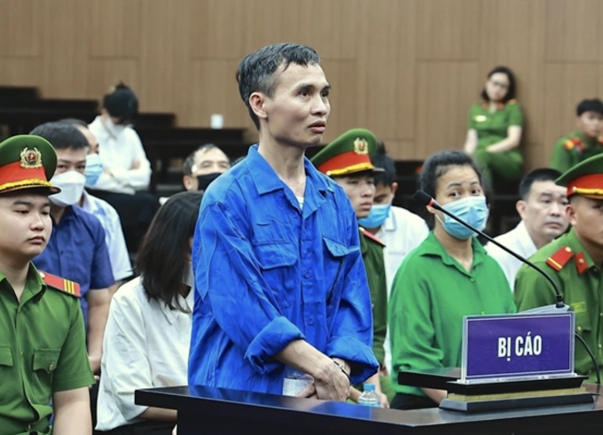 Bị cáo Lưu Anh Tuấn, Chủ tịch Công ty CP Đất hiếm Việt Nam bị đè nghị mức án cao nhát trong 27 người. Ảnh: Phạm Dự