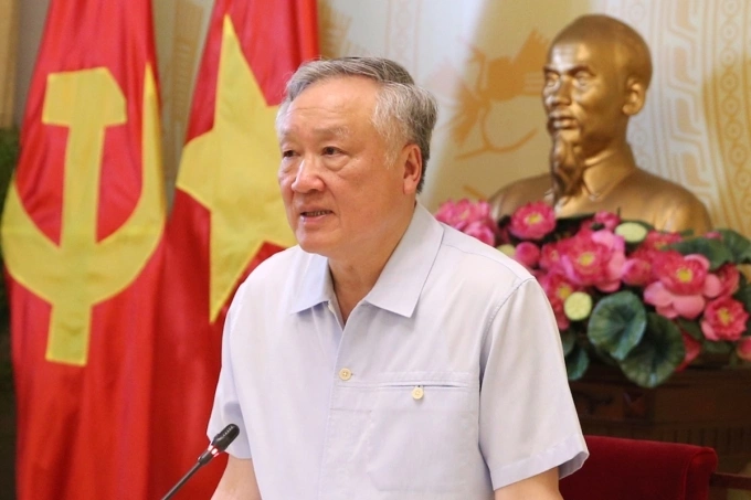 Phó thủ tướng Thường trực Nguyễn Hòa Bình phát biểu tại buổi làm việc với TP HCM, chiều 8/5. Ảnh: VGP