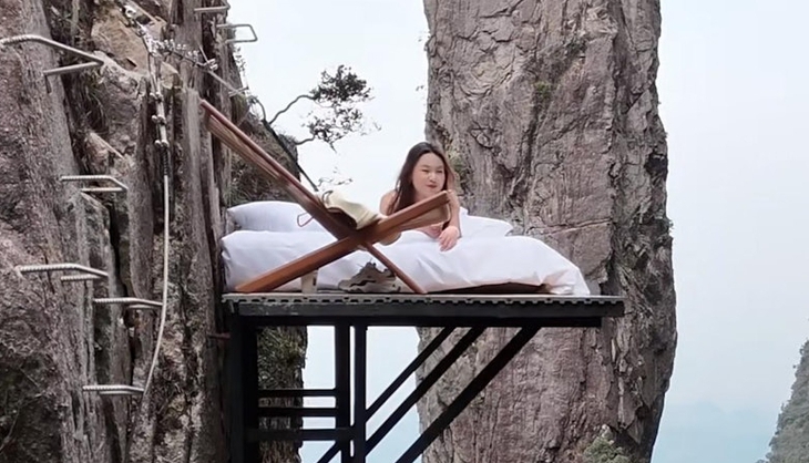 ngủ trên vách núi - Ảnh 3.