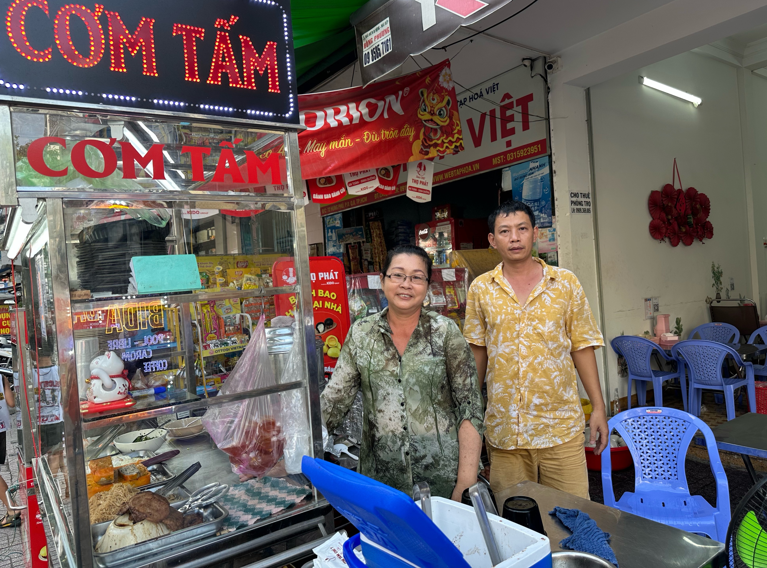 Hôm nay 14 âm lịch, nhiều quán ở TP.HCM tặng cơm chay miễn phí mùa Phật đản- Ảnh 5. Hôm nay 14 âm lịch, nhiều quán ở TP.HCM tặng cơm chay miễn phí mùa Phật đản- Ảnh 5.