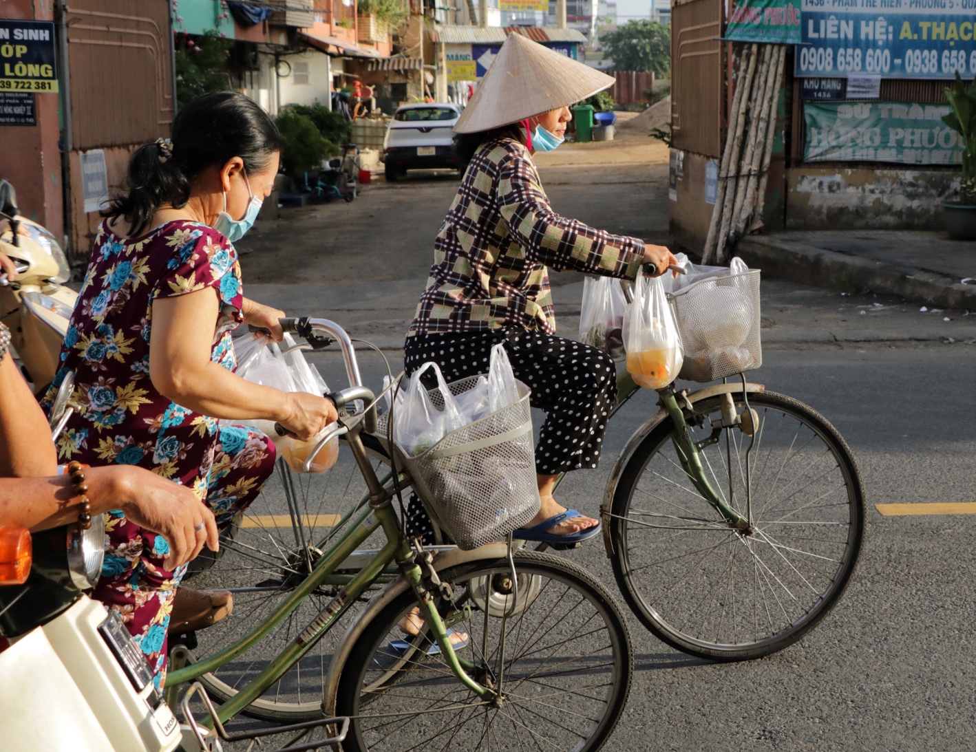 Nhận cơm chay miễn phí ở TP . HCM dịp lễ Phật đản cho mọi người - Ảnh 8. Nhận cơm chay miễn phí ở TP . HCM dịp lễ Phật đản cho mọi người - Ảnh 8.