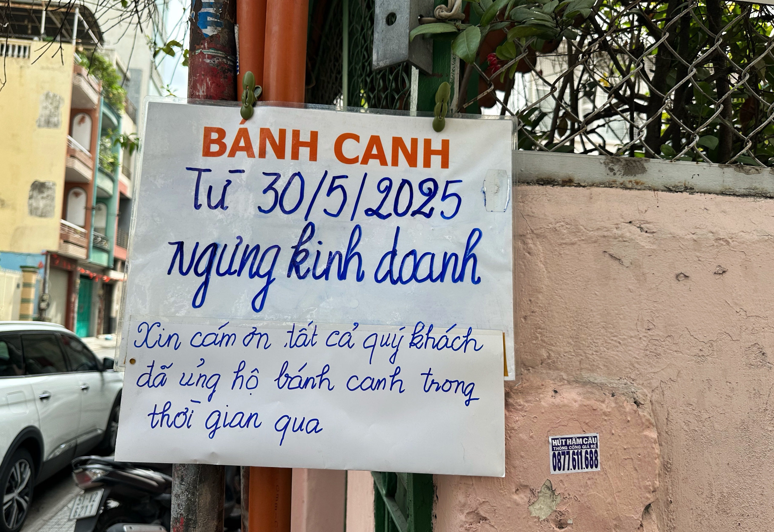 Bánh canh 'bán nhanh nhất Việt Nam' đóng cửa vĩnh viễn: Khách Tây làm điều xúc động - Ảnh 1.